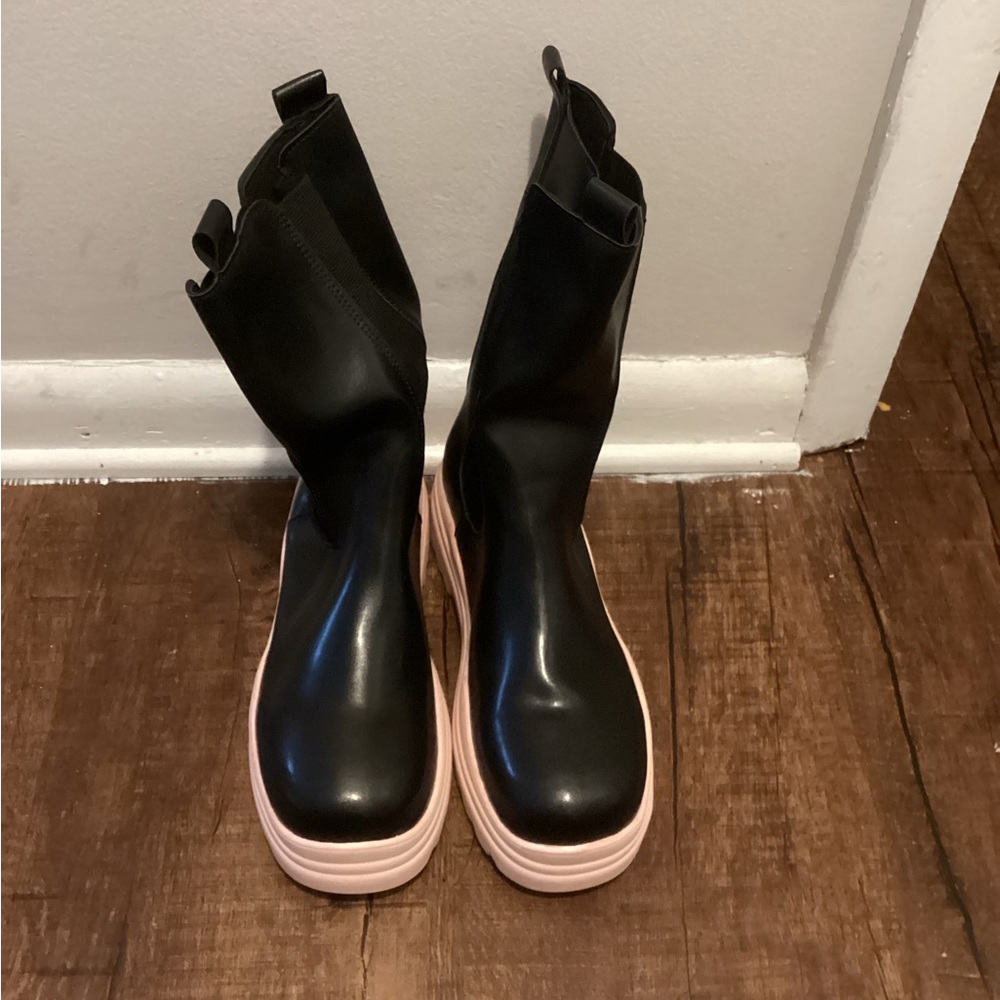 Two Tone Slip-On Chelsea Boots light Pink